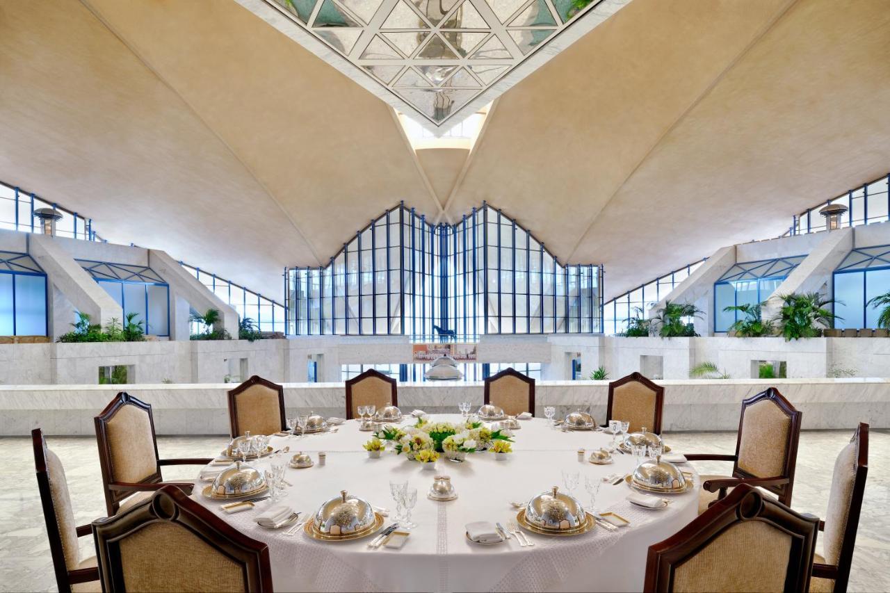 Hotel Officers Club &