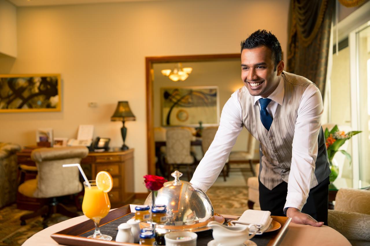 Officers Club & Hotel