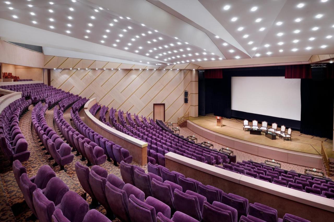 Hotel Officers Club & Abu Dhabi