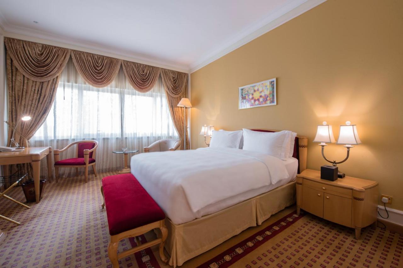 Officers Club & 5* Abu Dhabi