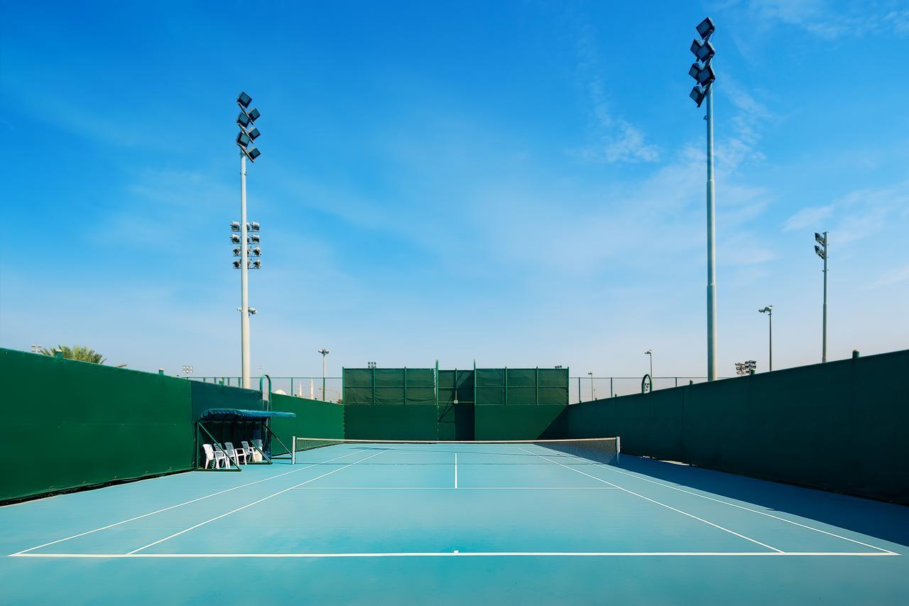 Officers Club & 5* Abu Dhabi